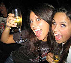 thefix_drunk college girls
