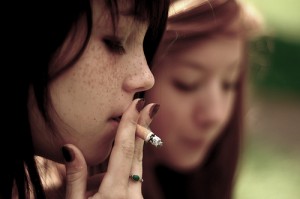 Teen-Smokers-Are-More-Prone-To-Depression-300x199