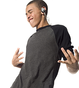 thefix_teen headphones1