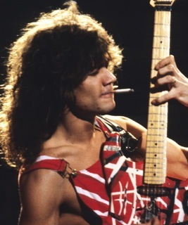 VAN HALEN-17