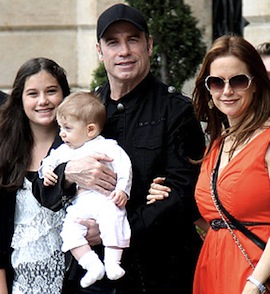1336747855_kelly-preston-ella-benjamin-john-travolta-article