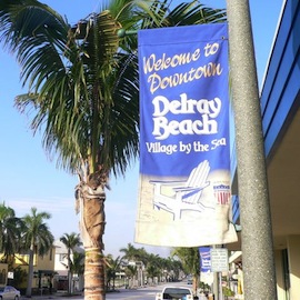 PicForNewsletterNov2006DelrayBeachFLBeachSign