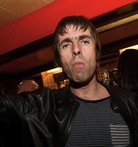 2012LiamGallager100ClubPA020812