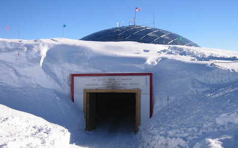 Entrance to South Pole Station_jpeg