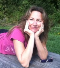 christine-cissy-white2-head