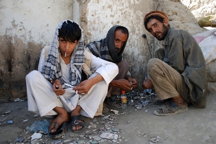 afghan opium smokers