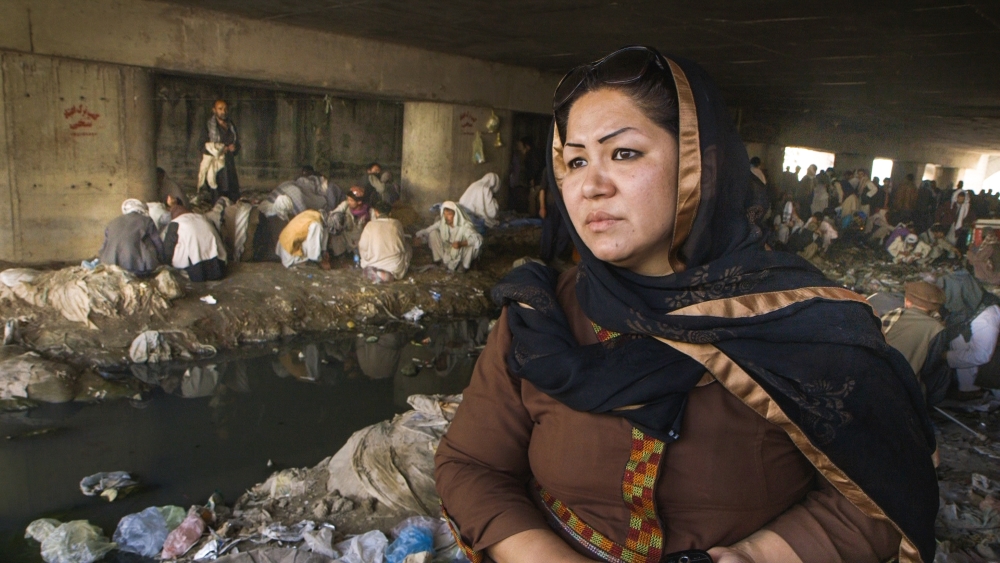 Laila Haidari under the bridge with heroin addicts