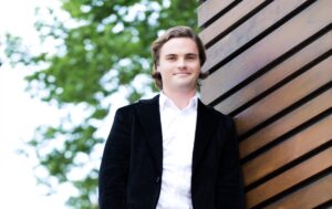 Chris Raine - Hello Sunday Morning