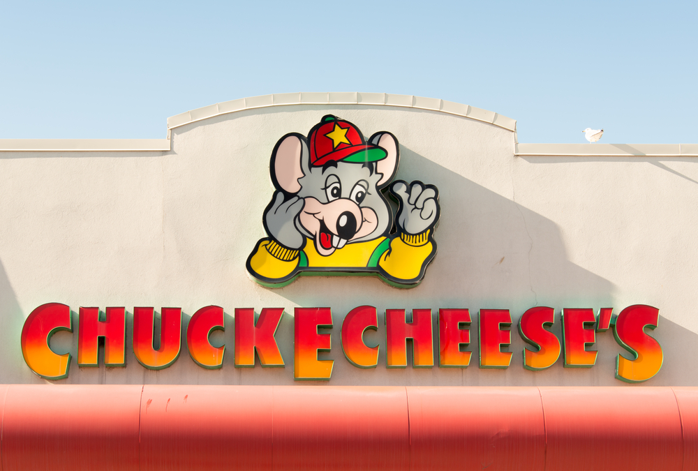 NYC Parents Protest Chuck E. Cheese Location Serving Alcohol