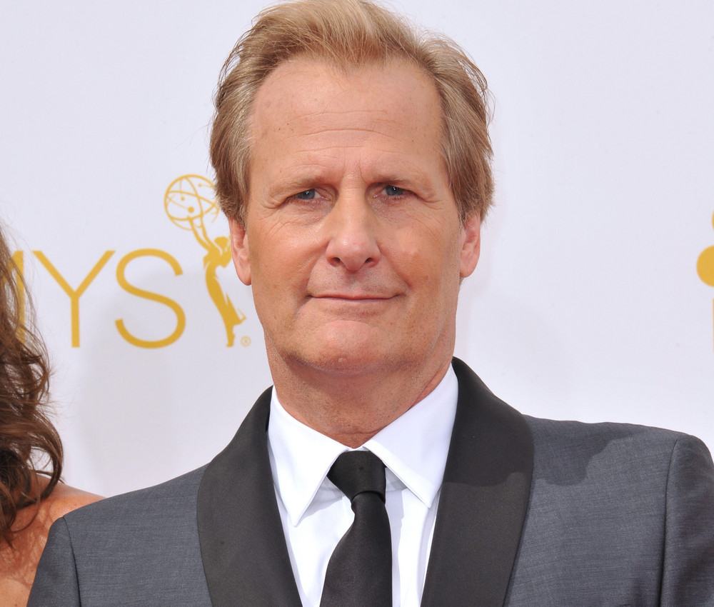 Jeff Daniels Talks About Relapsing After 14 Years of Sobriety