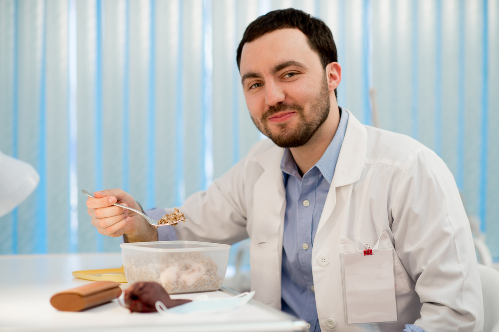 Prescribing Practices Of Doctors Altered By Free Meals, Study Shows