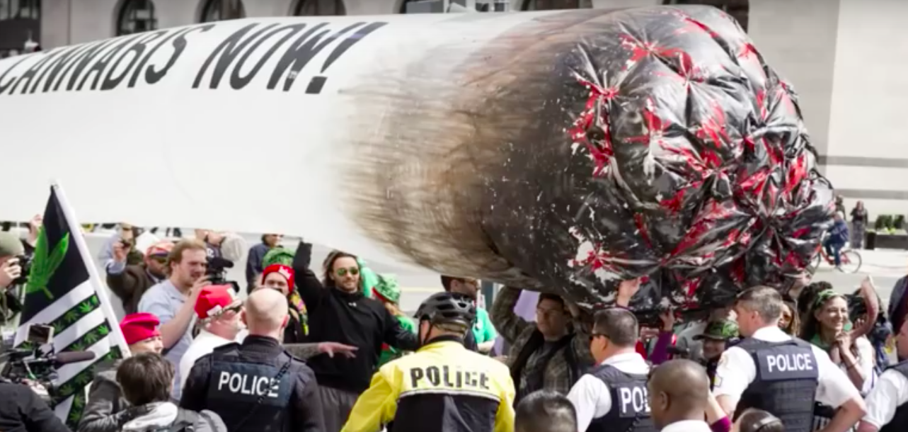 51-Foot Inflatable Joint Resurfaces During Pot Protest at Democratic National Convention
