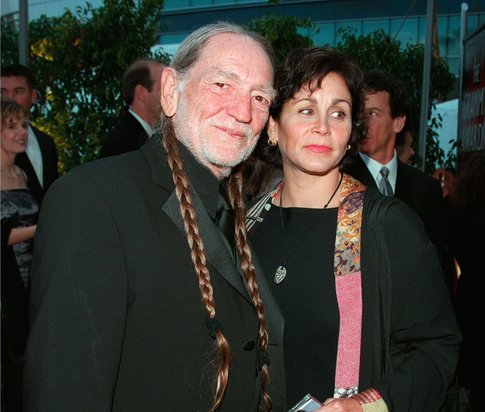 Willie and Annie Nelson in 2000