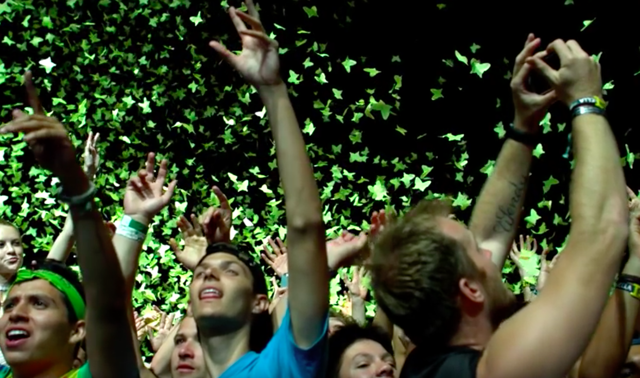A view of the audience from Coachella 2015.