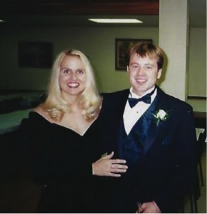 Jodee Prouse and her brother, Brett Tisdale