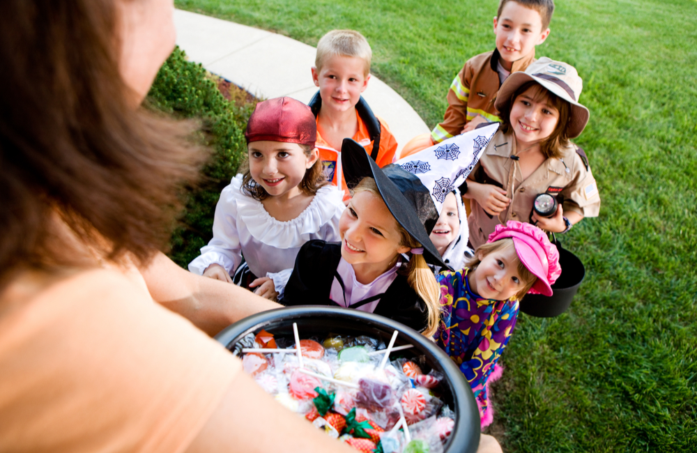 Kids trick-or-treating