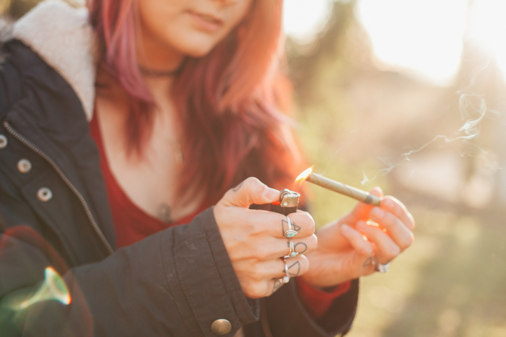 woman preparing a joint