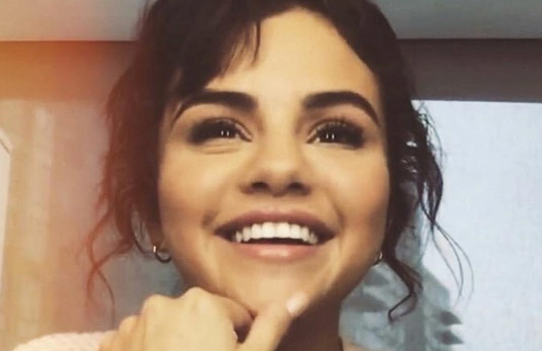 Selena Gomez posing for a photo on Instagram.