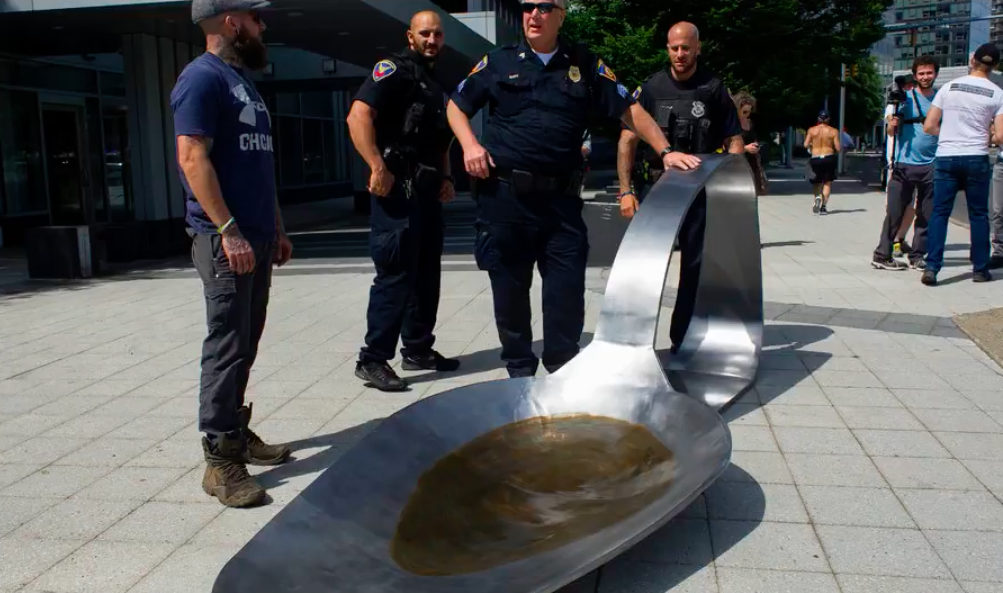 heroin spoon sculpture outside of Purdue Pharma