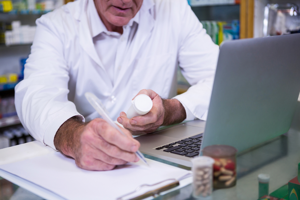 doctor denying prescription opioid to patient